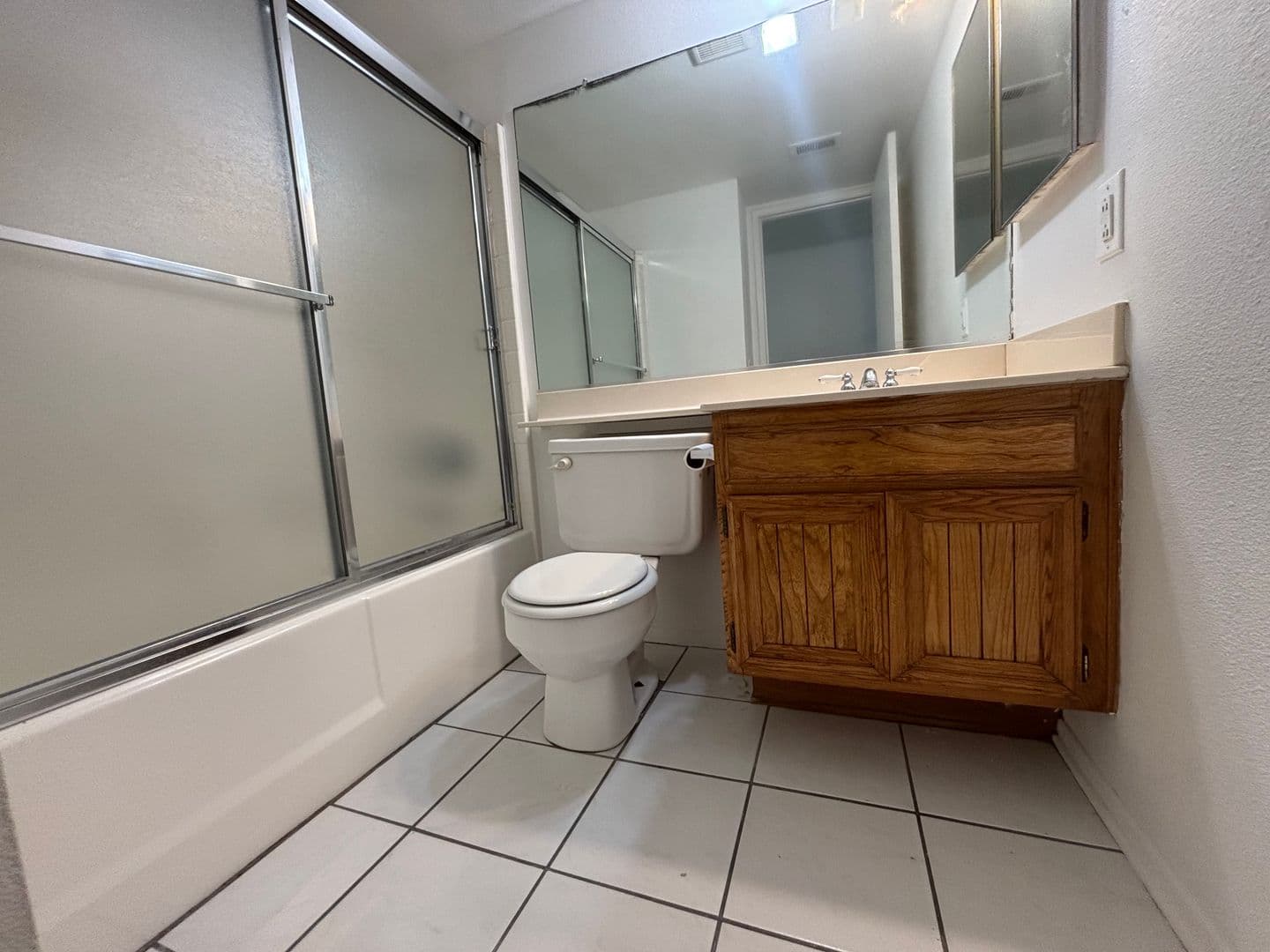 Canyon Country Condo: 26908 Flo Lane #468