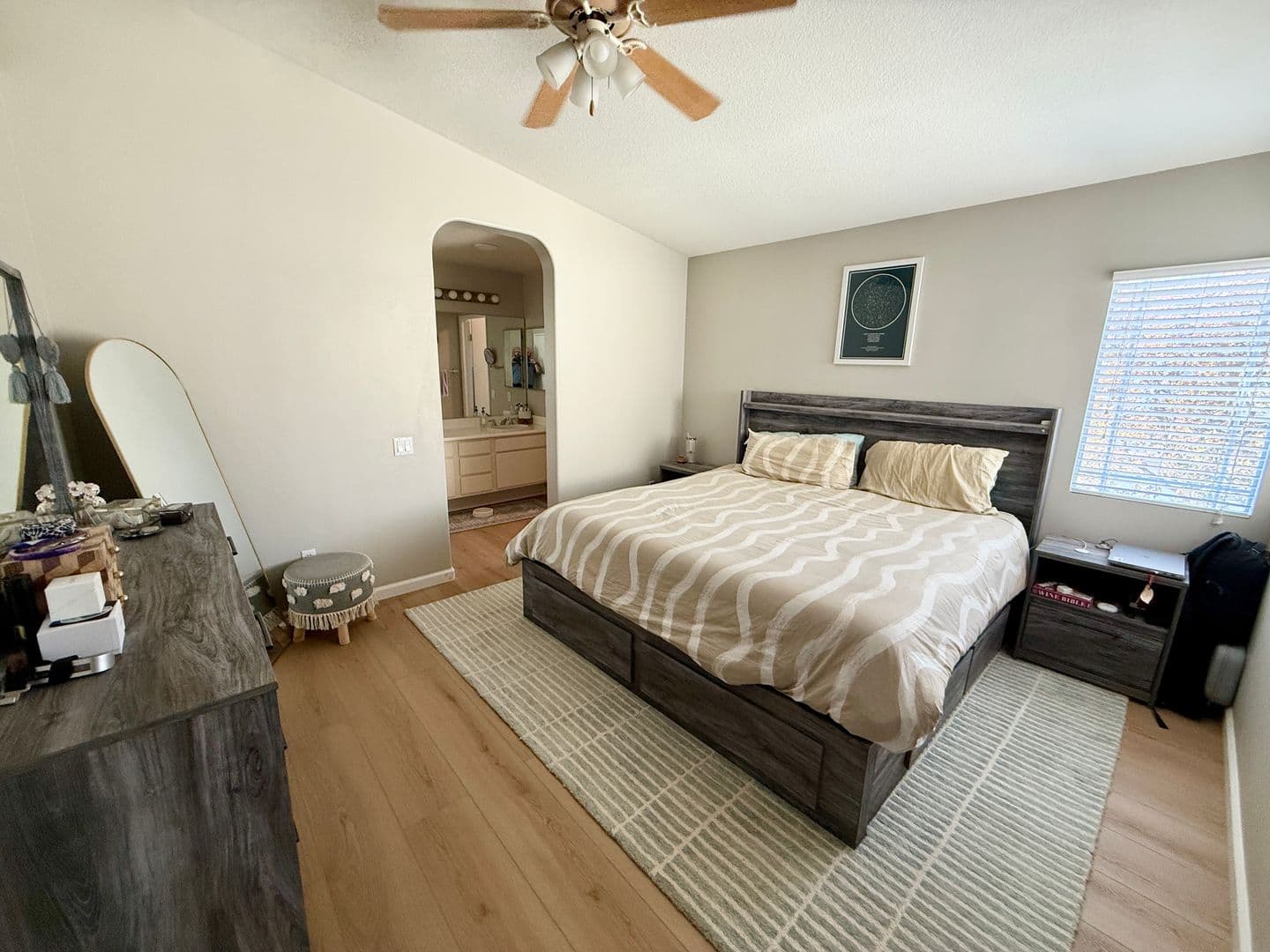 Valencia Townhome: 27032 Big Rapids Loop #14