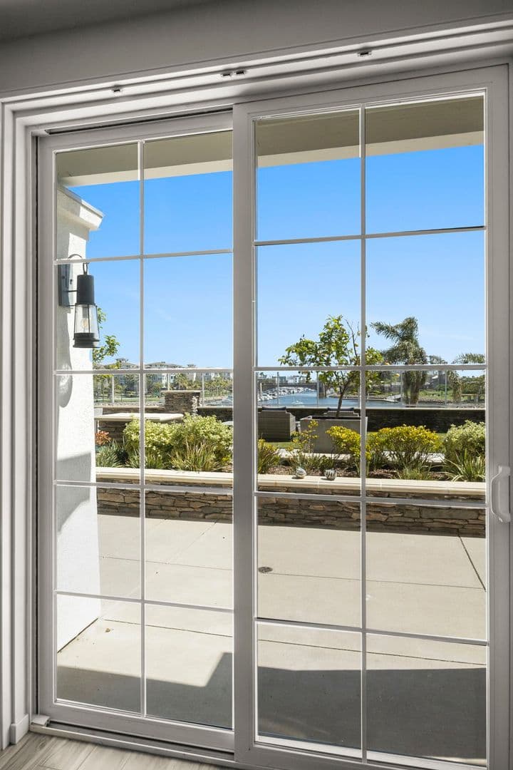 Oxnard Condo: 4006 Tradewinds Drive