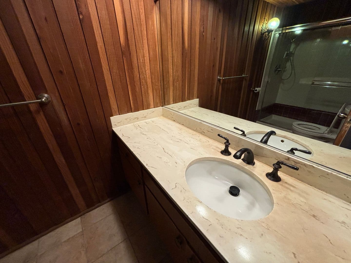 Valencia House: 25515 Plaza Chiva