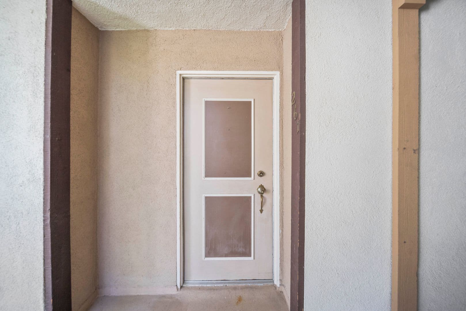 Valencia Condo: 23515 Lyons Ave. #261