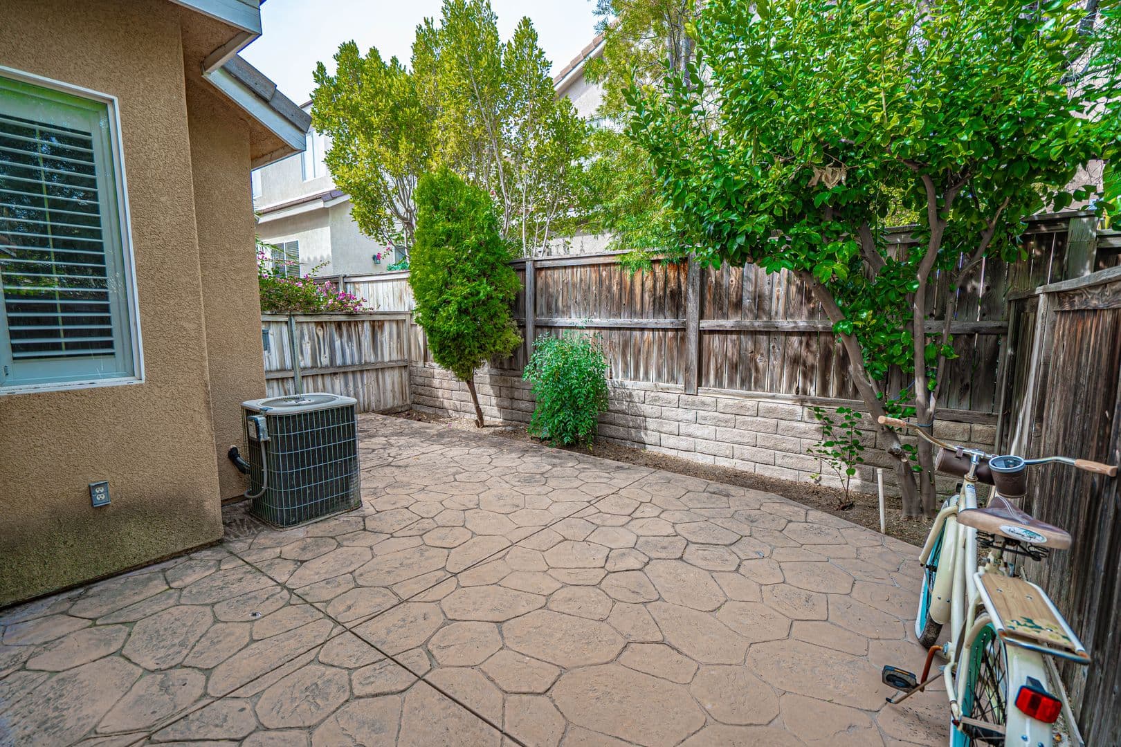Valencia House: 24479 Montevista Circle