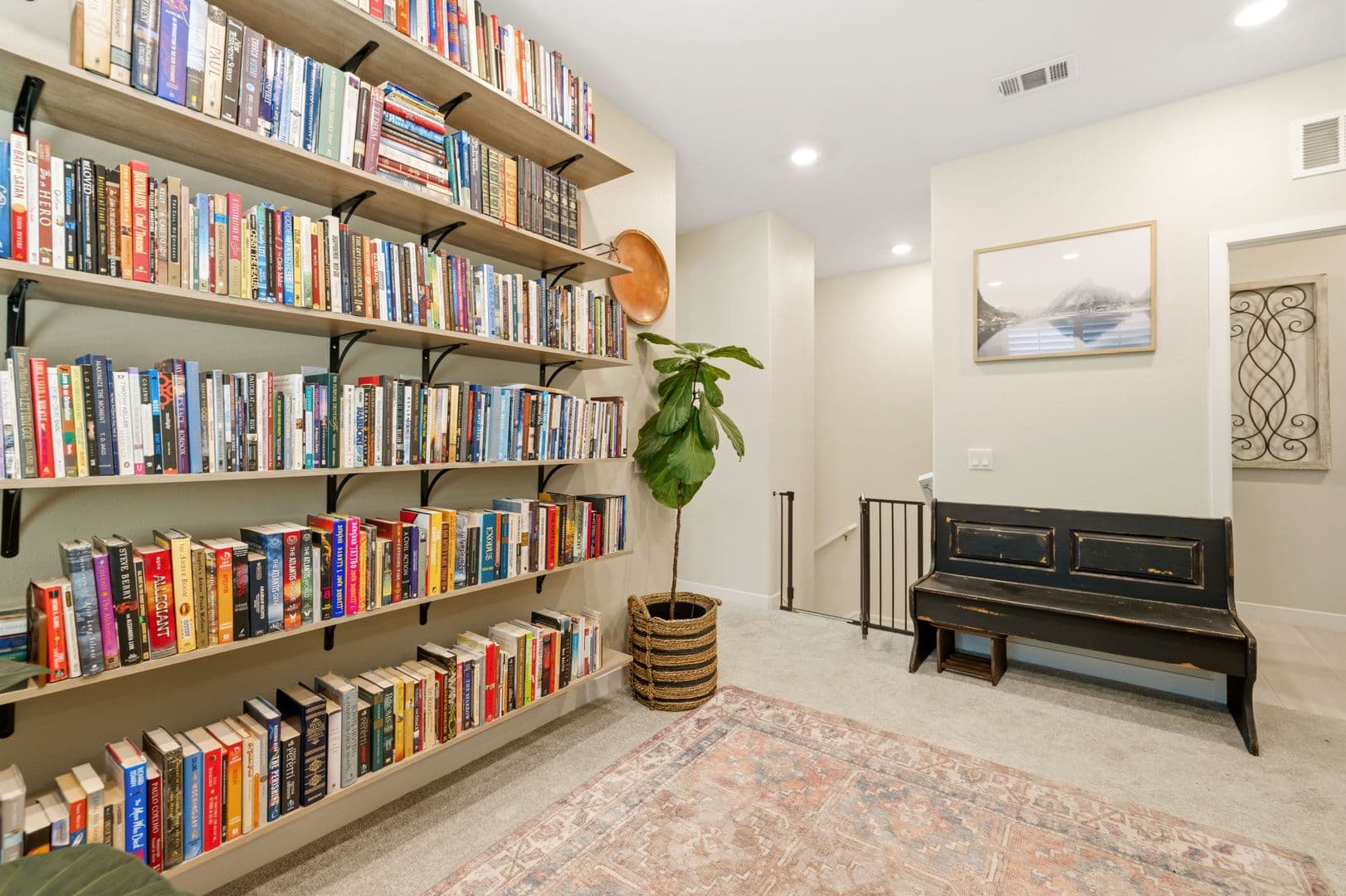 Valencia House: 27233 Red Willow Court