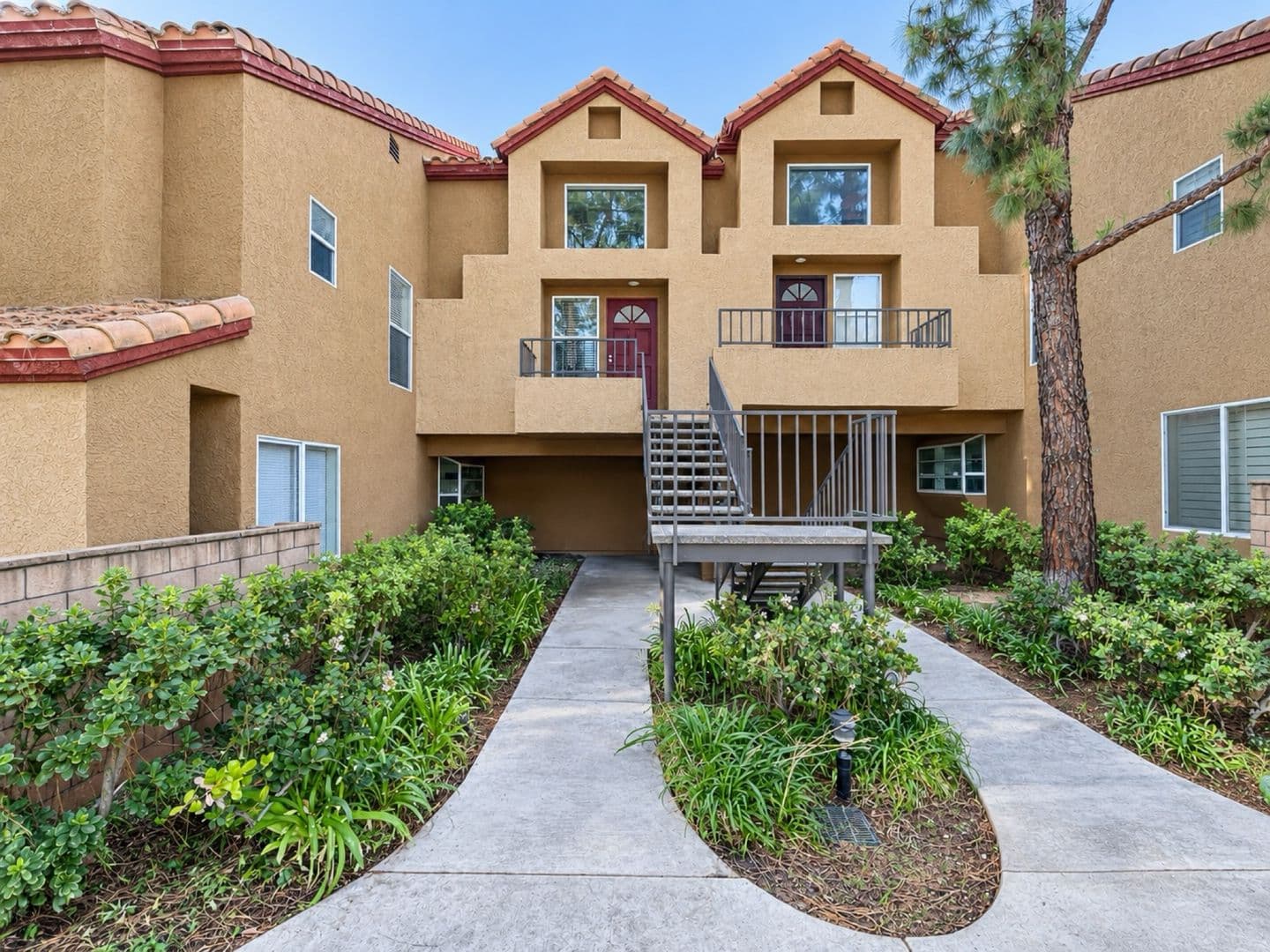 Santa Clarita Condo: 22729 Copper Hill Drive #11