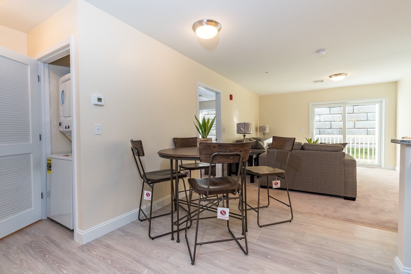 Londonderry Apartment: 6 MacGregor Court