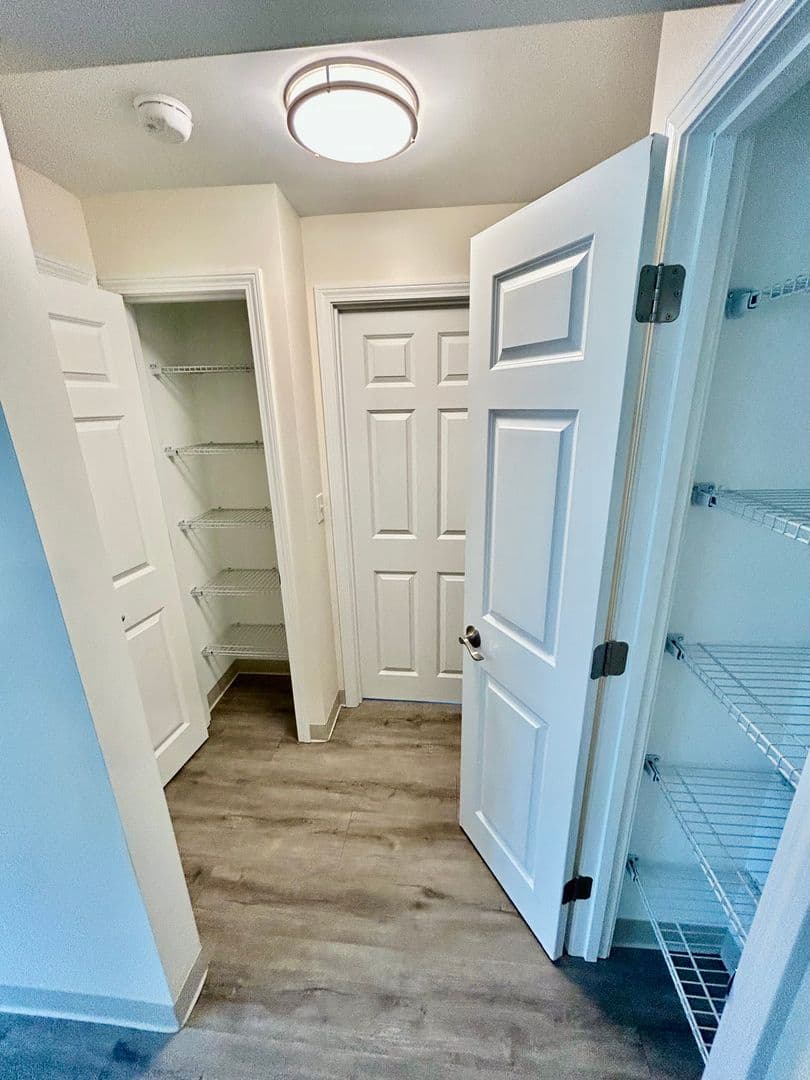 Hudson Apartment: Charles & Cross Streets