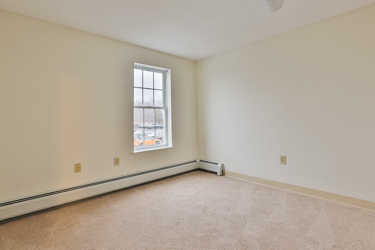 Manchester Apartment: 199 Eastern Avenue - Apt. 28