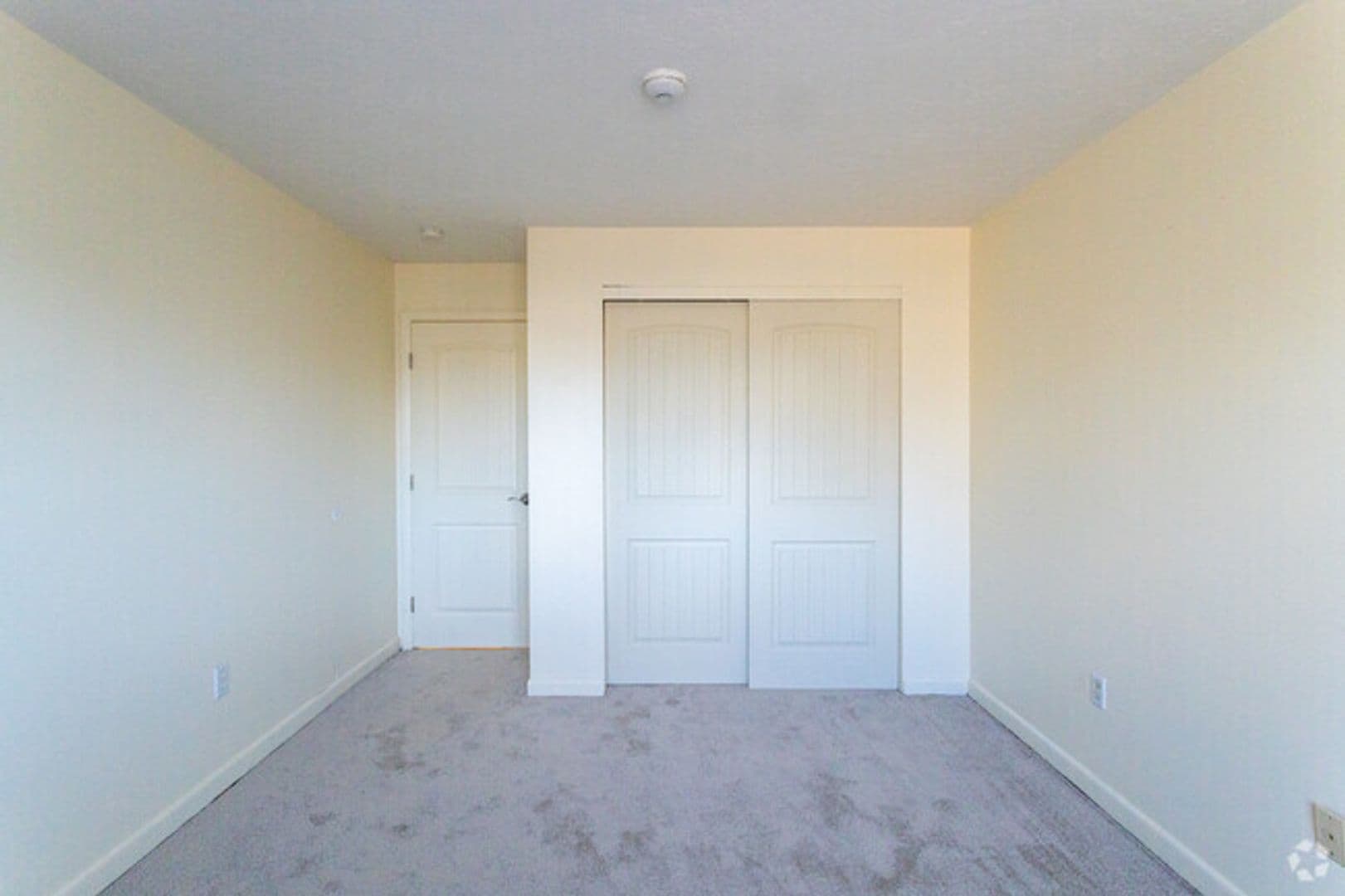 Laconia Apartment: 10-52 Estates Circle