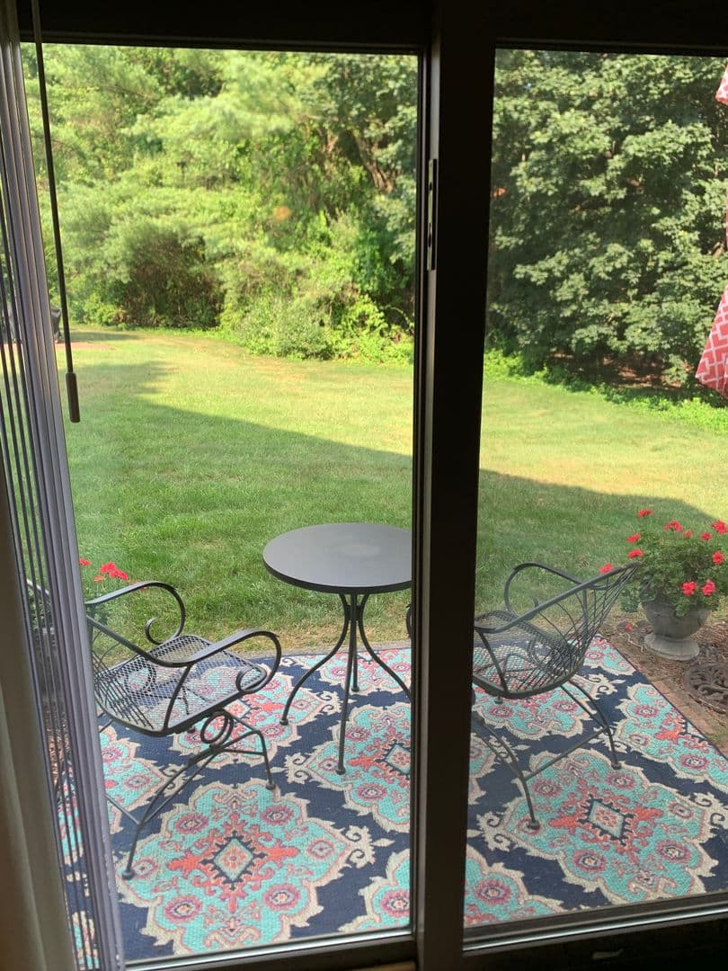 Merrimack Townhome: 13 Hummingbird Lane