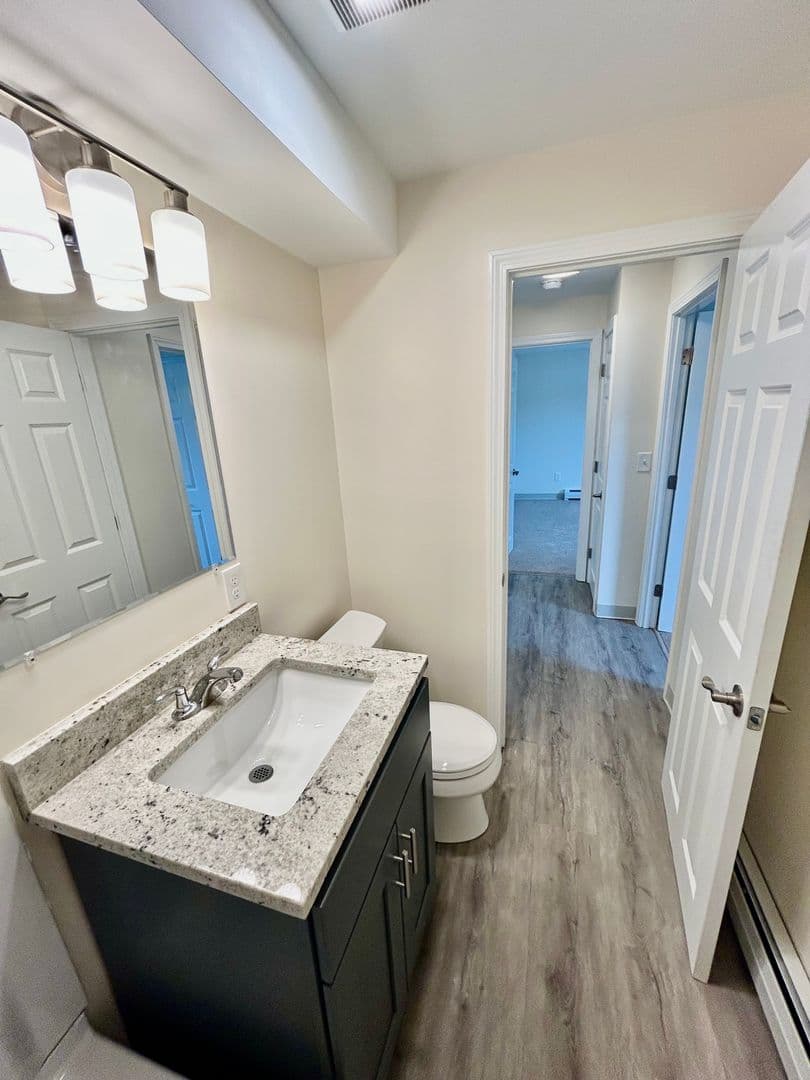 Hudson Apartment: Charles & Cross Streets