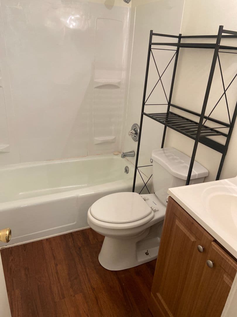 Dover Apartment: 1 High Ridge Drive