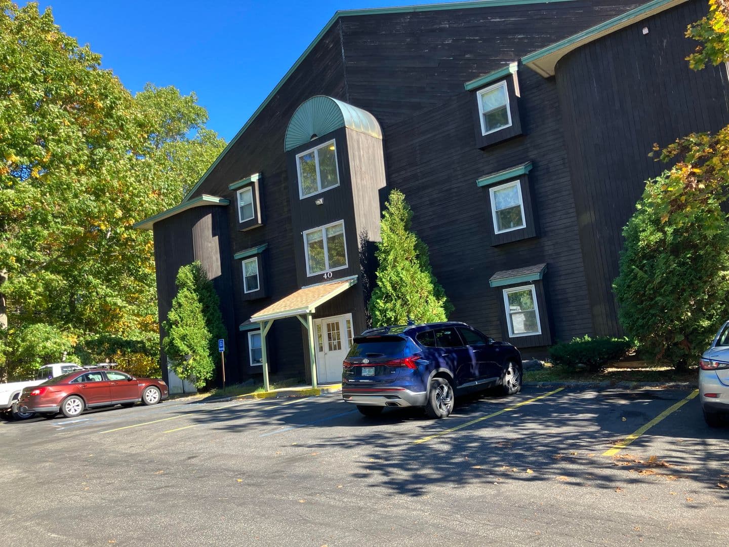 Raymond Apartment: 40 Route 27