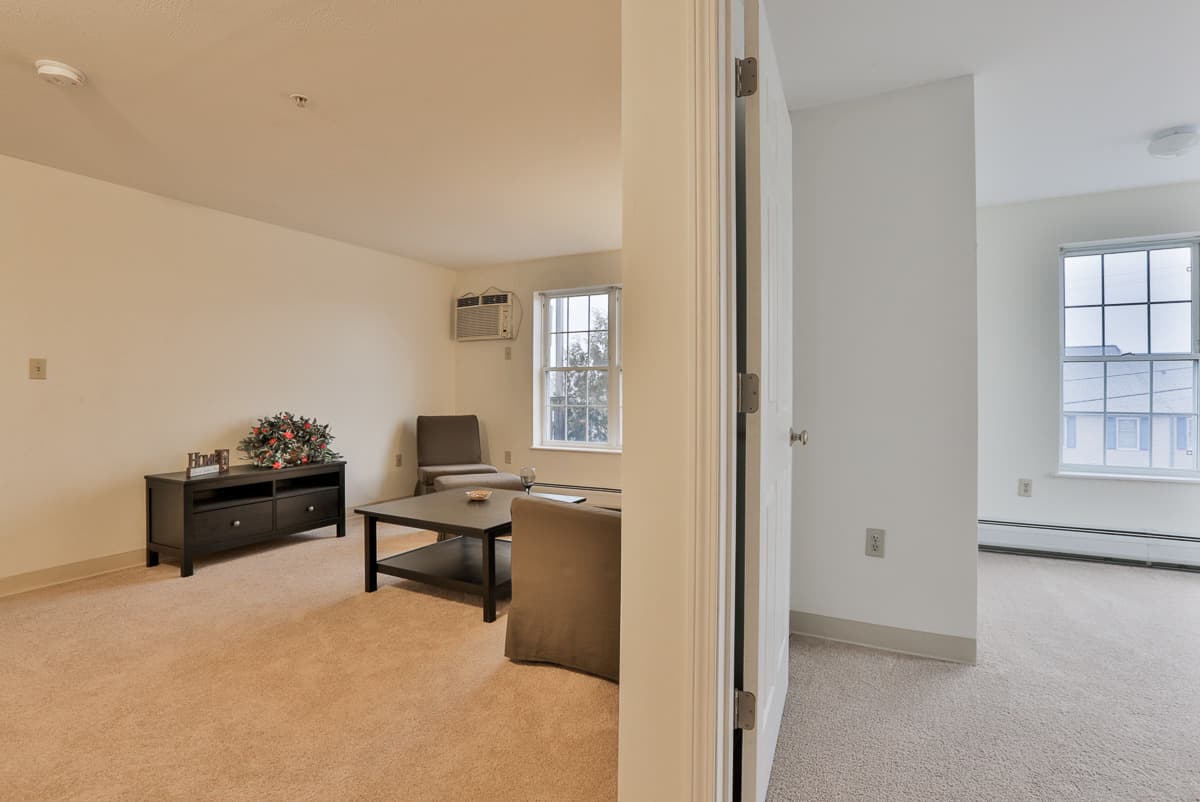 Manchester Apartment: 199 Eastern Avenue - Apt. 28