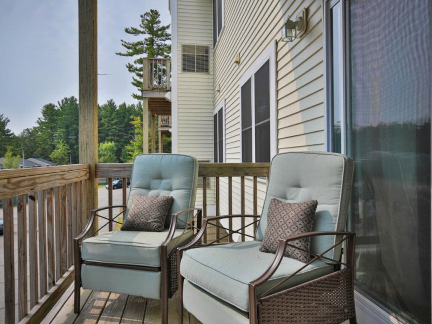 Dover Apartment: 1-48 Dunns Bridge Lane