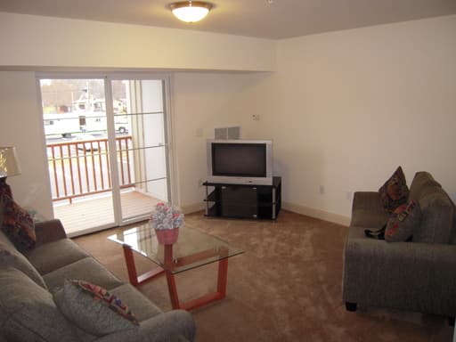 Epping Apartment: 58 Elm Street