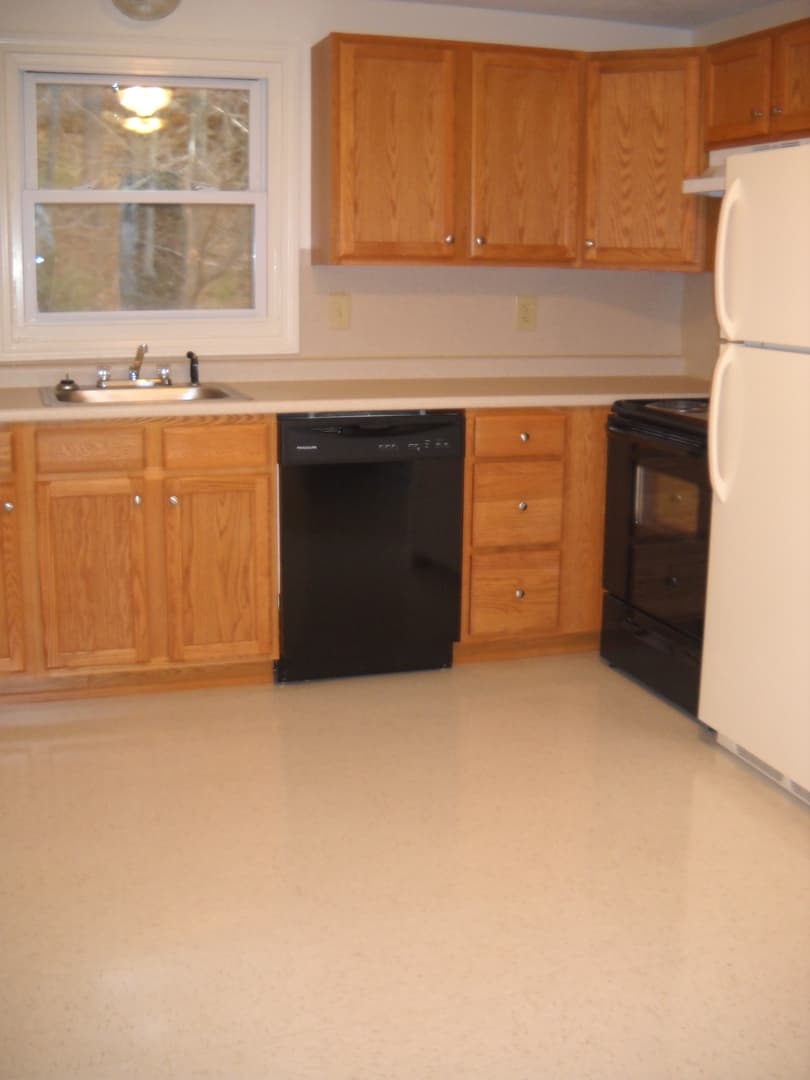Dover Apartment: 1 High Ridge Drive