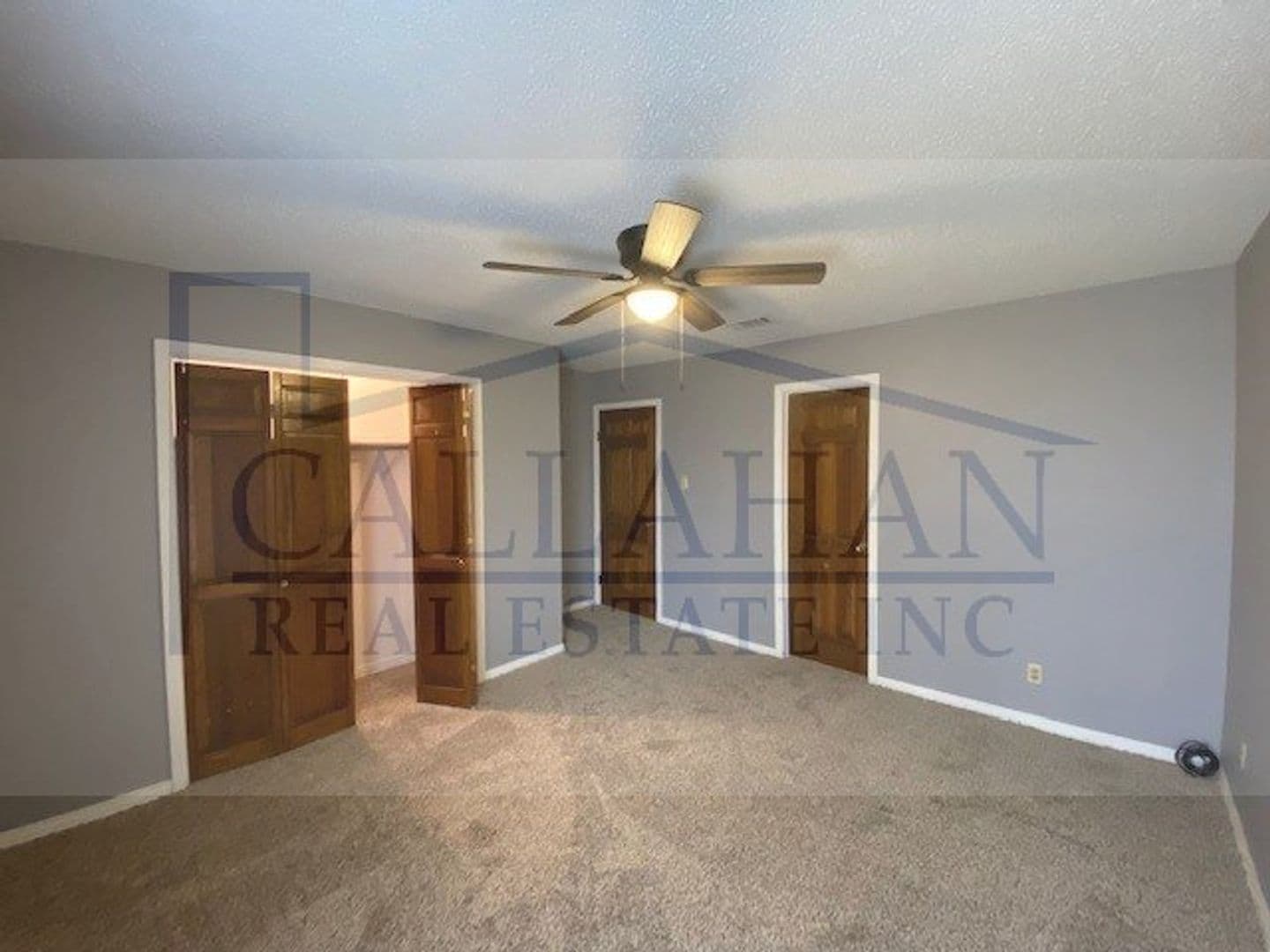 Jacksonville House: 205 Lynnewood Drive