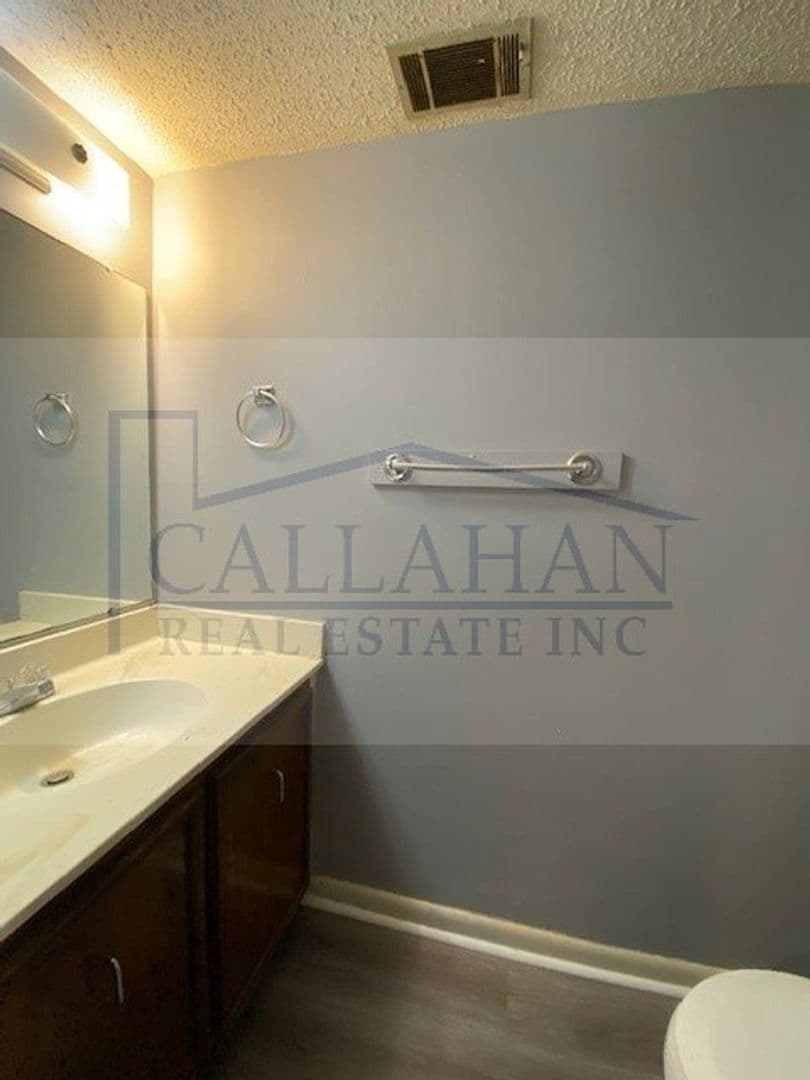 North Little Rock Apartment: 5732 Camp Robinson Rd.