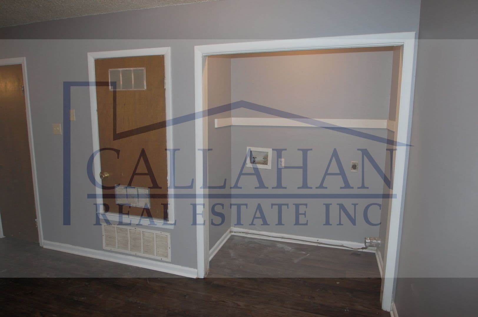 Jacksonville Apartment: 6612 Jacksonville Cutoff Rd.