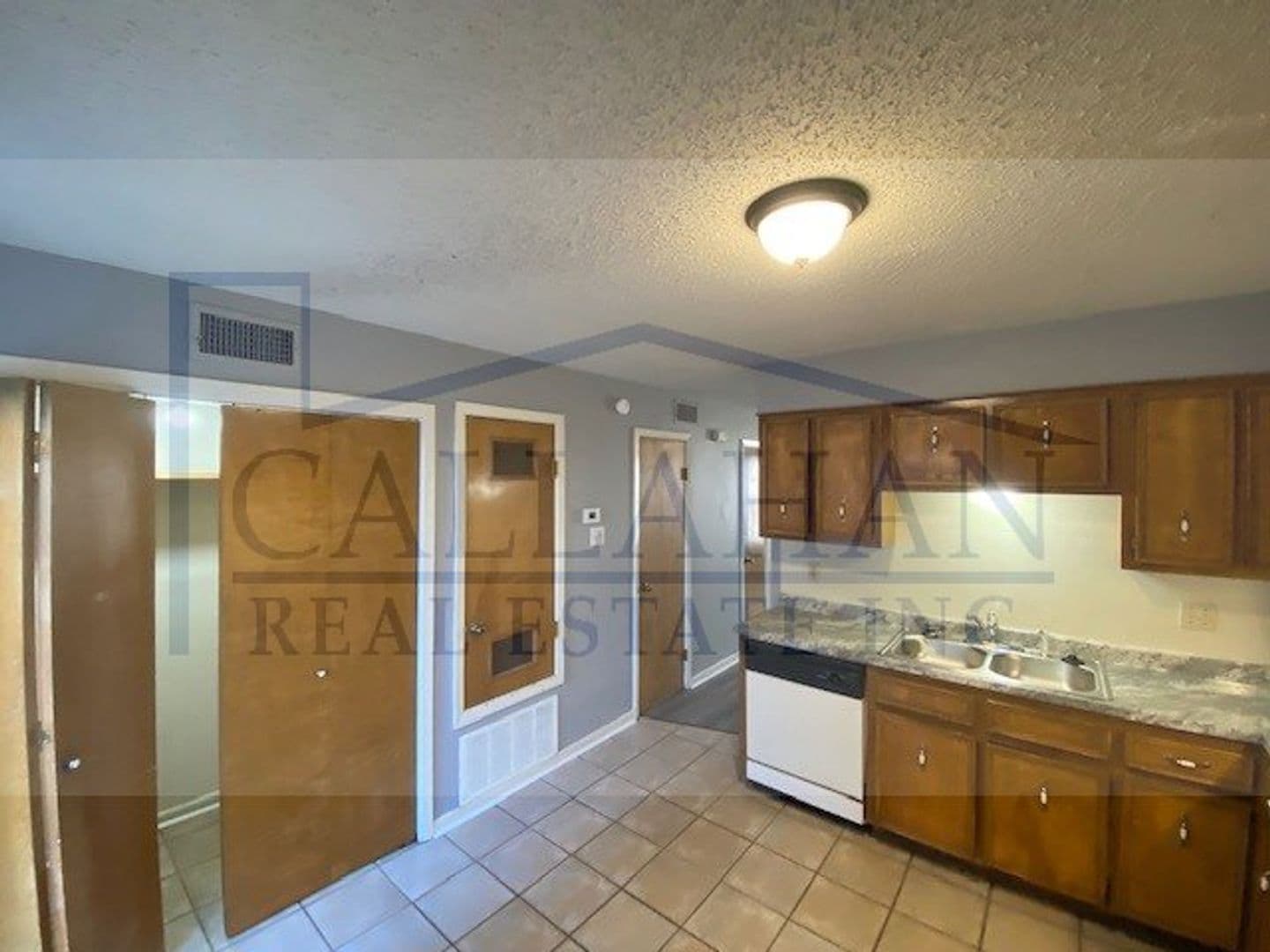 North Little Rock Apartment: 5732 Camp Robinson Rd.