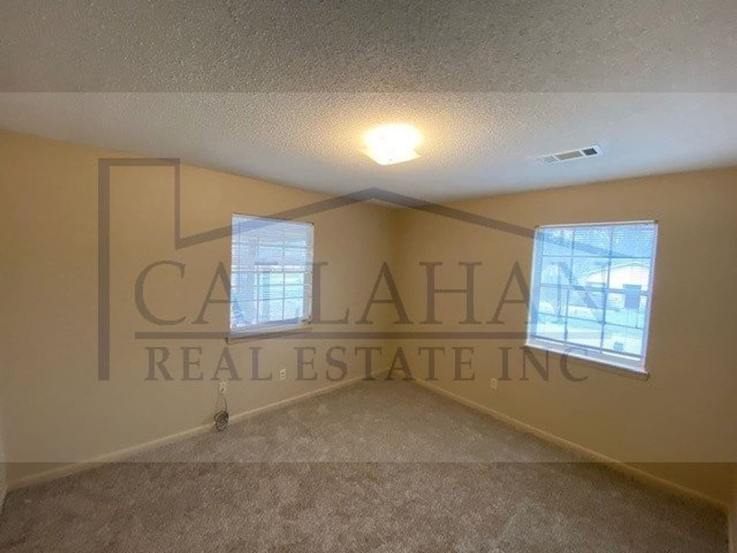 Sherwood Apartment: 8205 East Woodview Dr