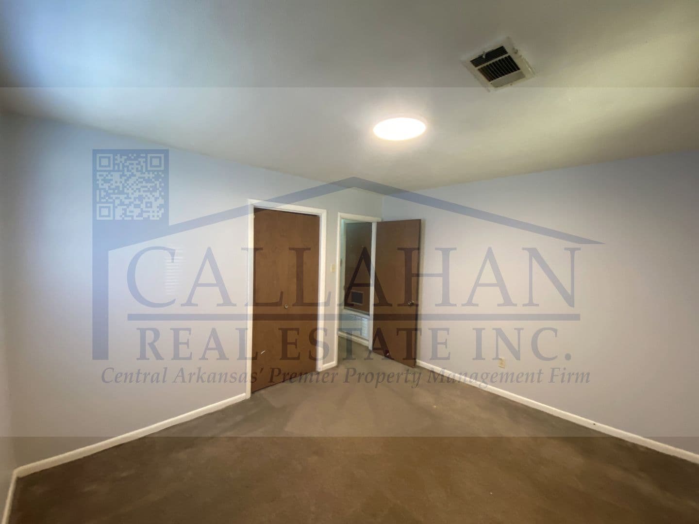 Sherwood Apartment: 8211 Woodview