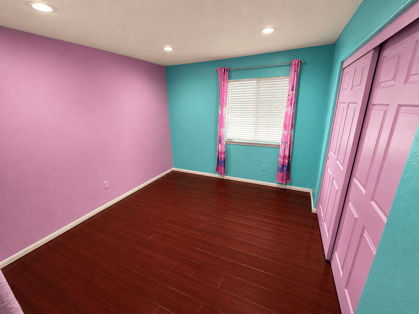 Oxnard House: 621 Marbella Court