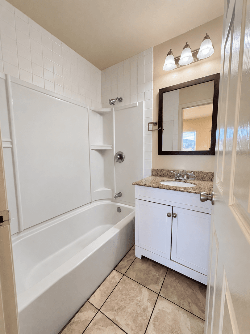Ventura Apartment: 153 Wall Street