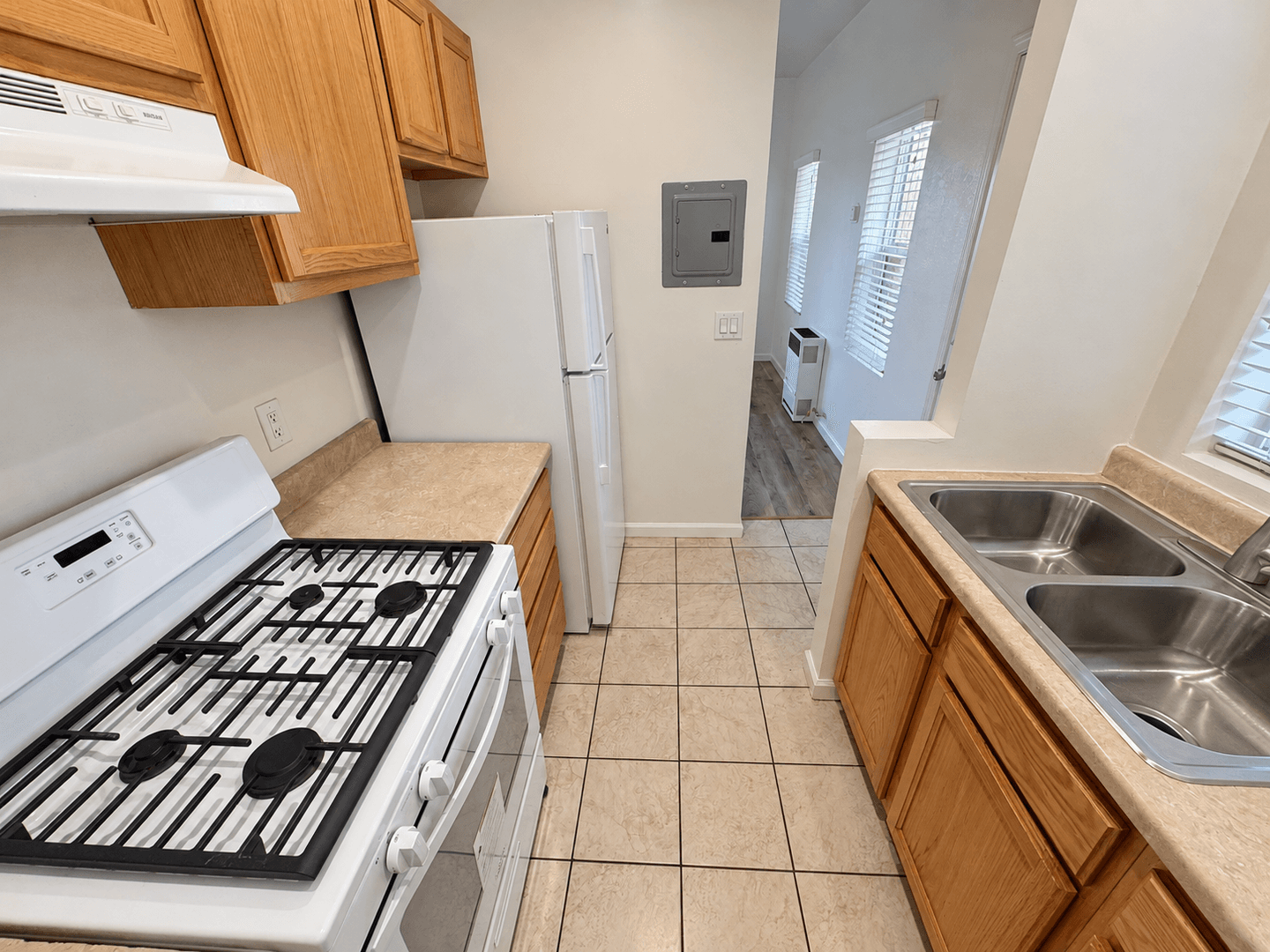 Ventura Apartment: 153 Wall Street