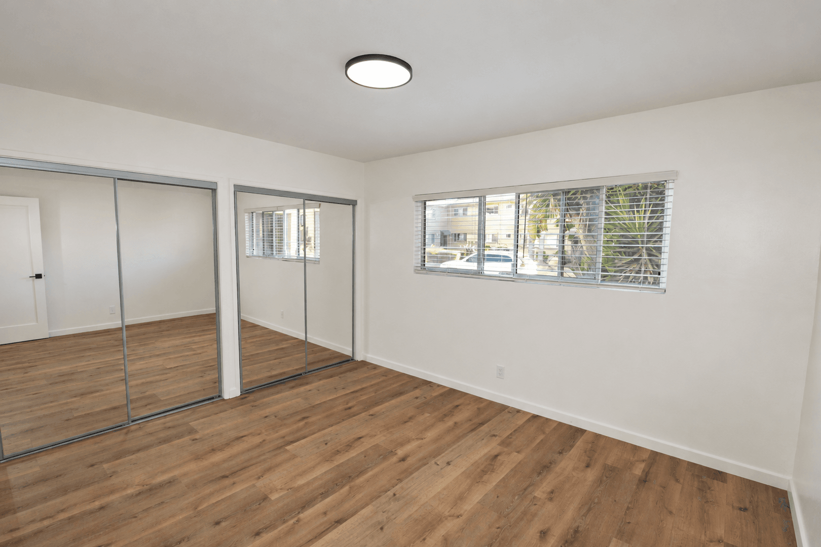 Ventura Apartment: 81-95 Baylor Drive