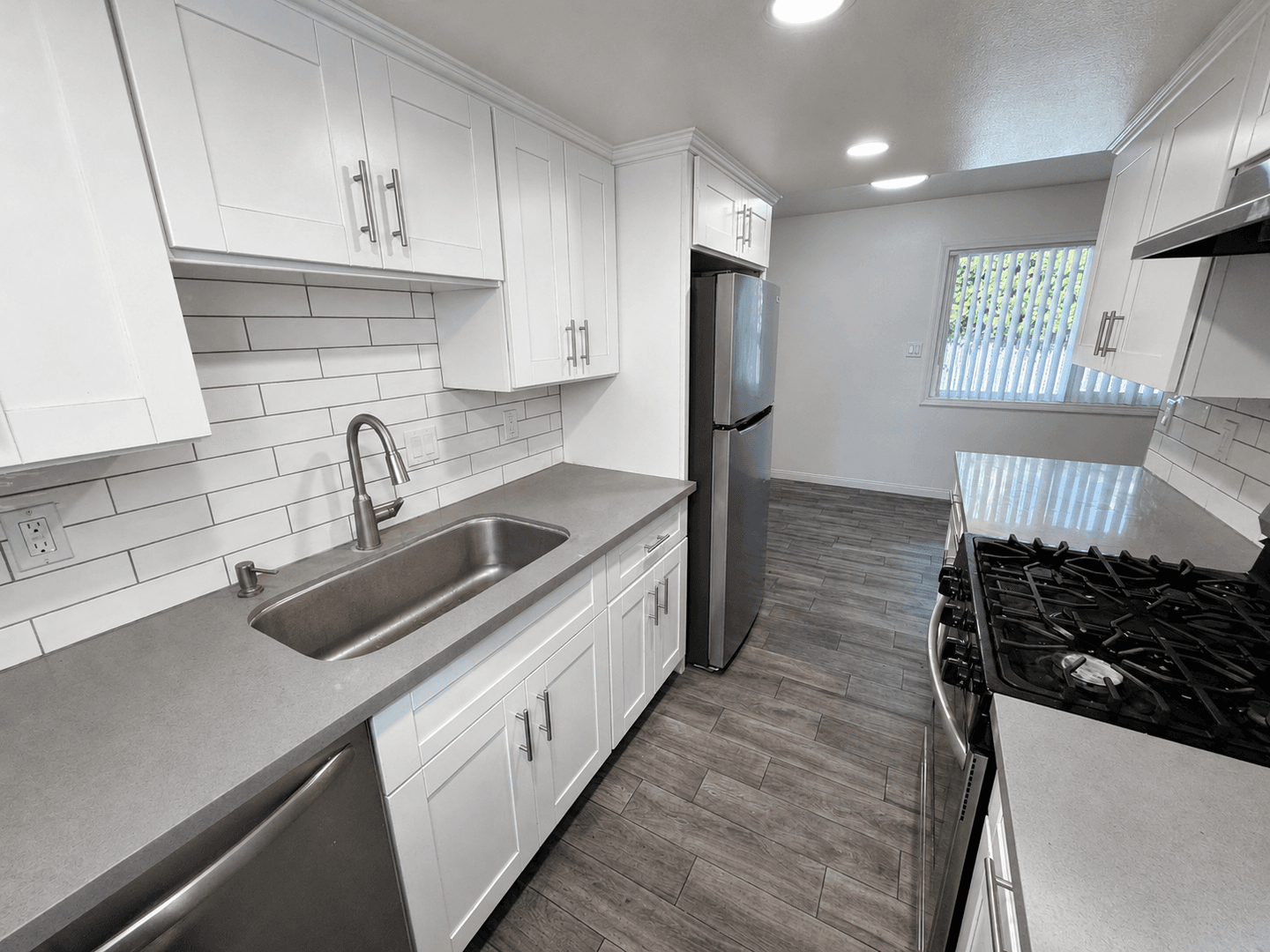 Santa Paula House: 211 E. Santa Paula Street #B