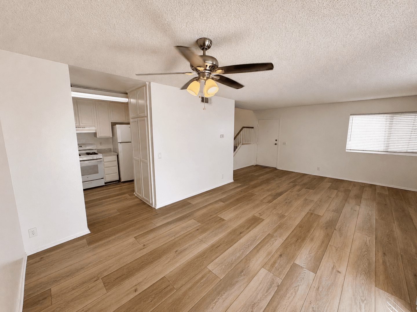 Ventura House: 1274 San Simeon #4