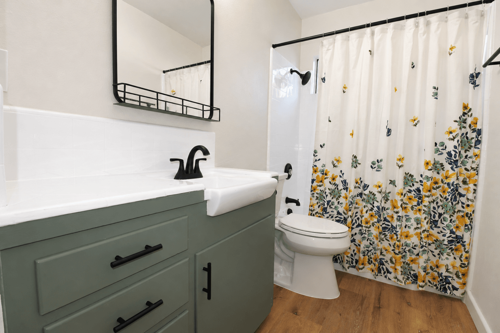 Ventura Apartment: 81-95 Baylor Drive