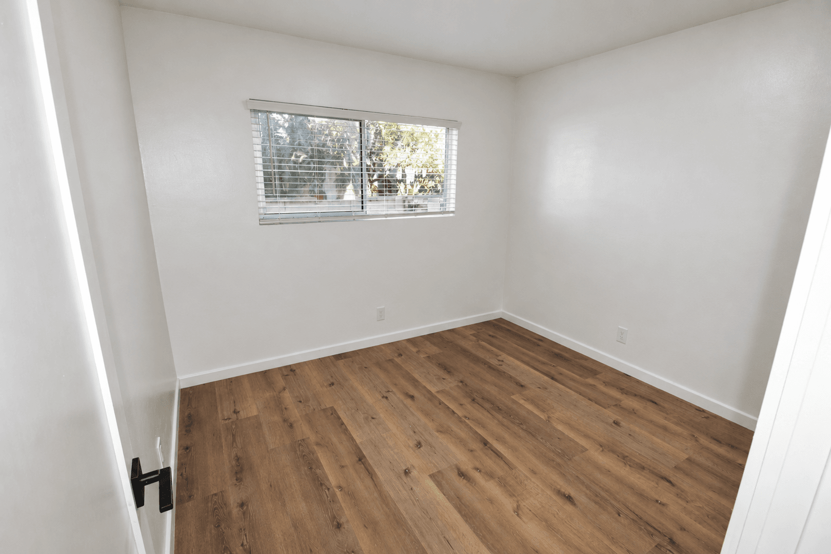 Ventura Apartment: 81-95 Baylor Drive
