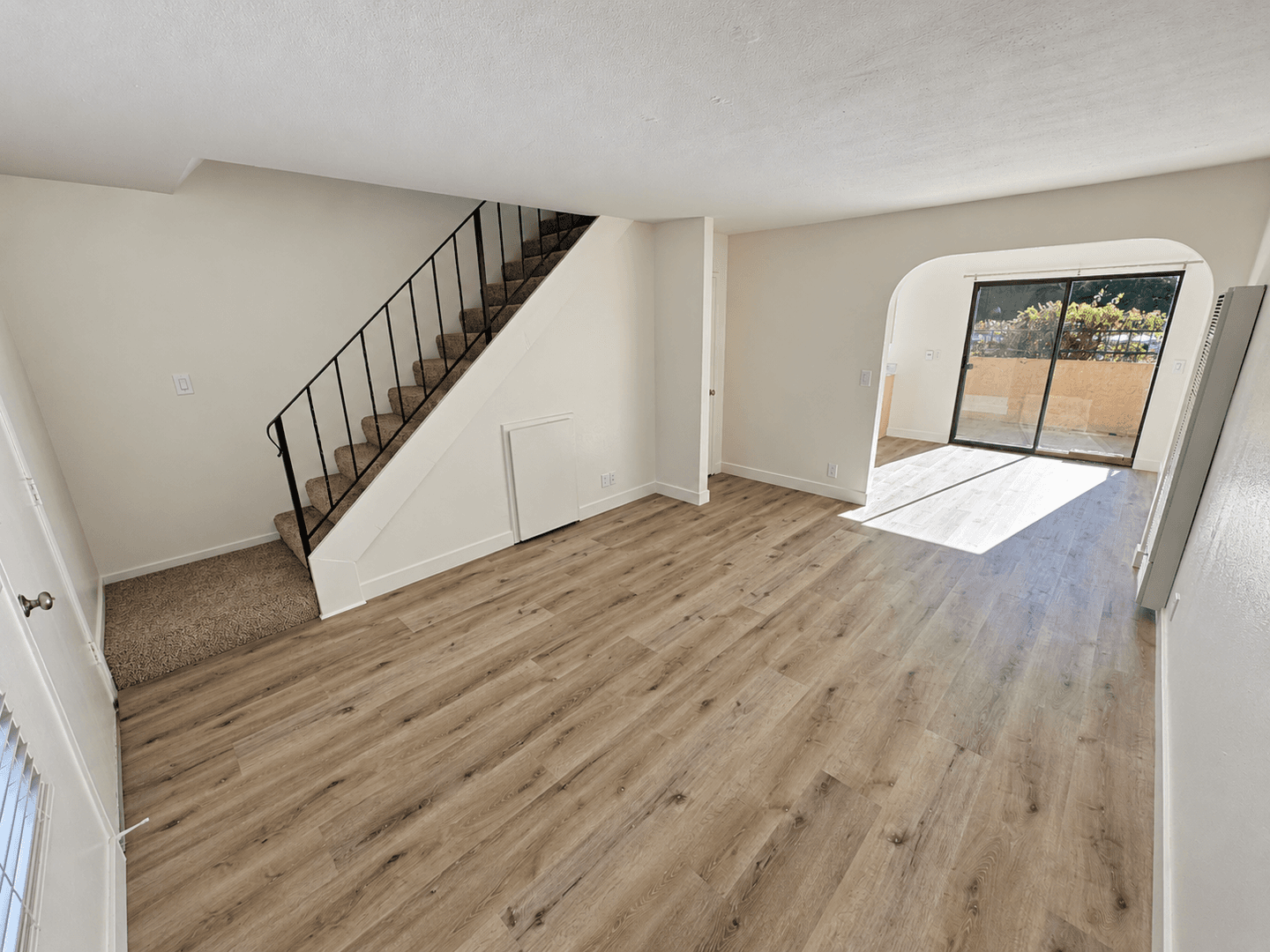 Ventura Apartment: 10855 & 10880 Del Norte