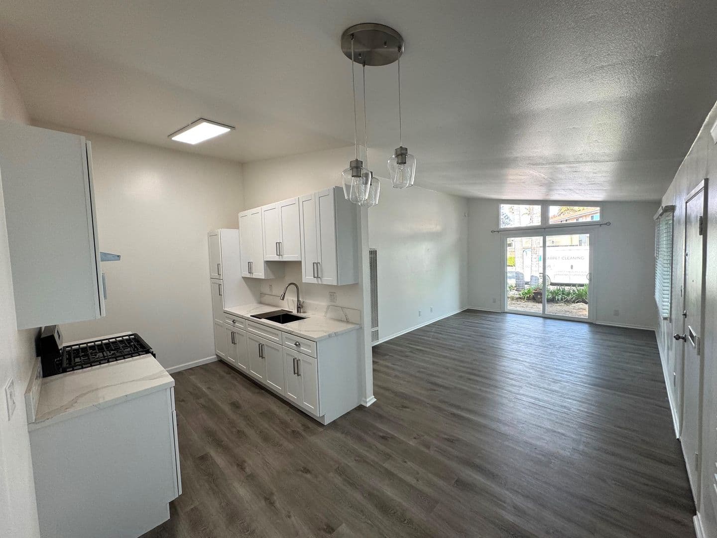 Ventura Apartment: 716-722 Sidonia