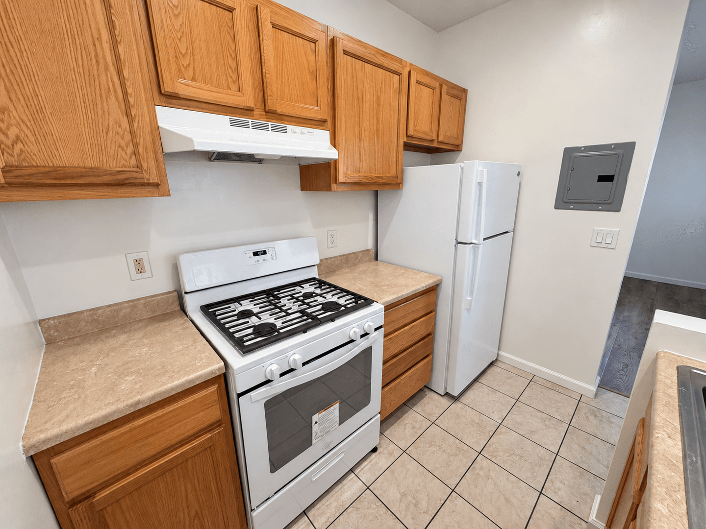Ventura Apartment: 153 Wall Street