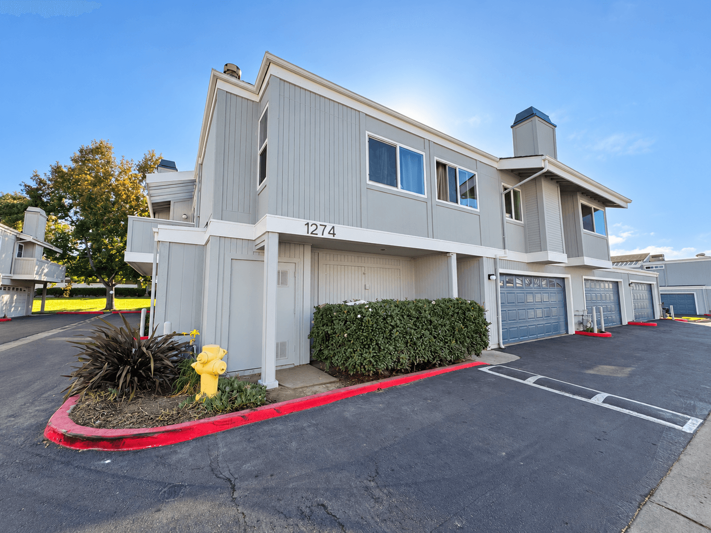 Ventura House: 1274 San Simeon #4