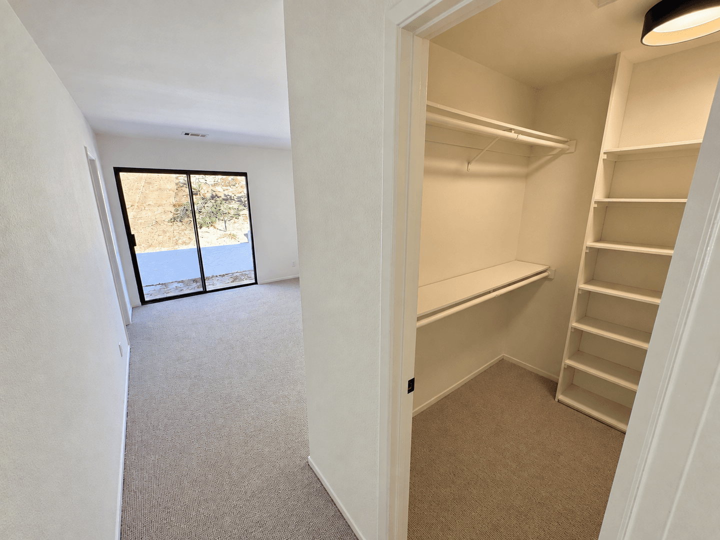 Ventura Townhome: 925 Vallecito Drive