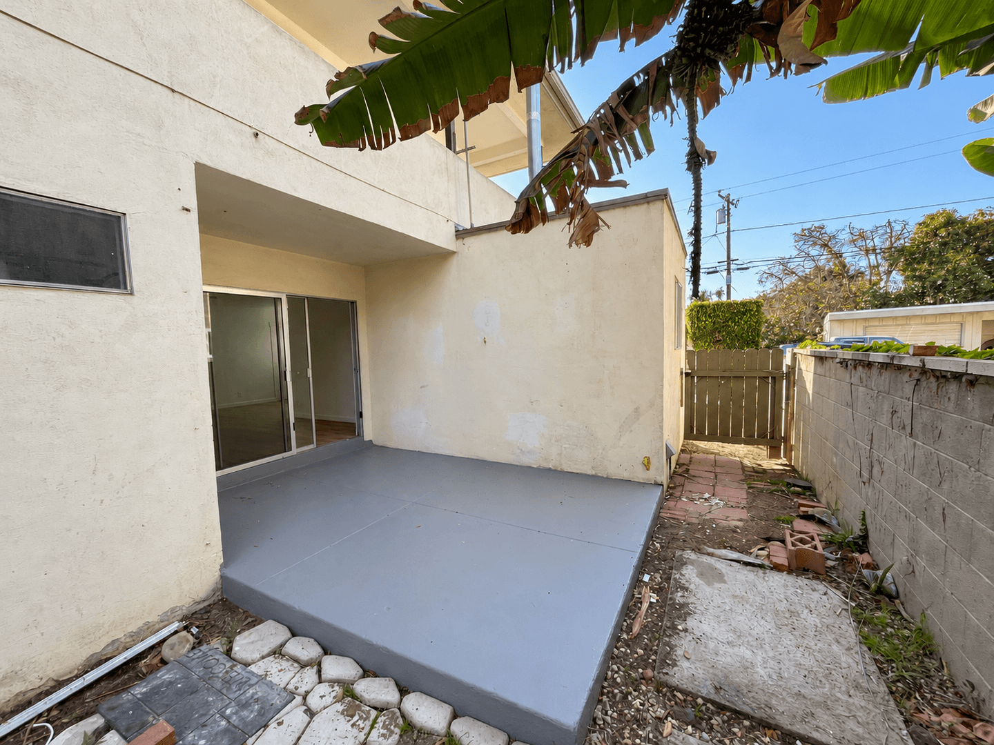Ventura Apartment: 81-95 Baylor Drive