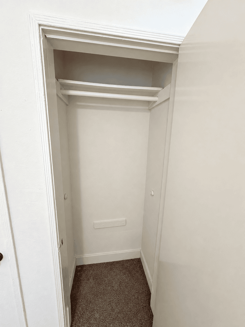 Ventua Apartment: 367 Wall Street