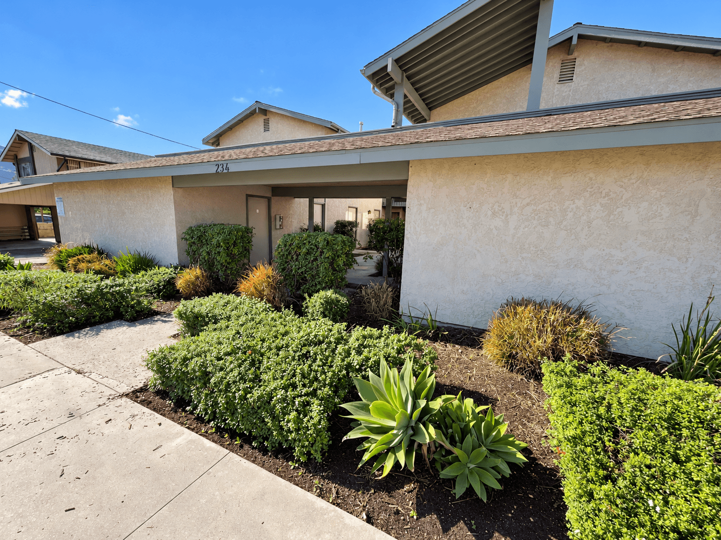 Santa Paula Apartment: 234 S. Mill Street