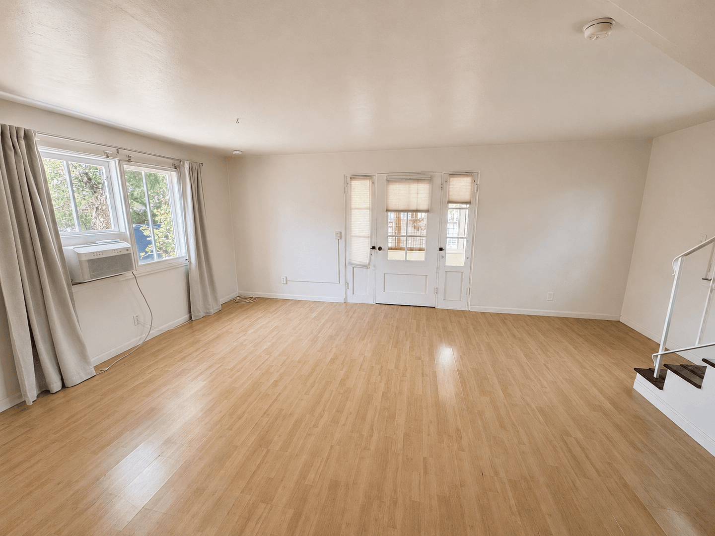 Ojai House: 406 S. Signal Street #A