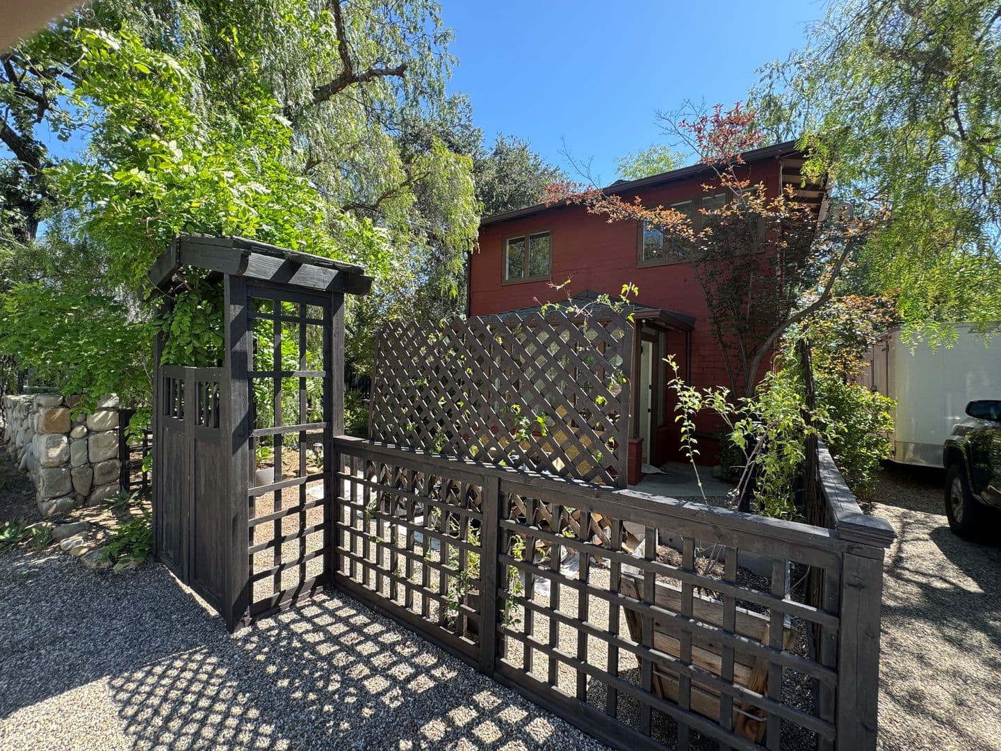 Ojai House: 406 S. Signal Street #A