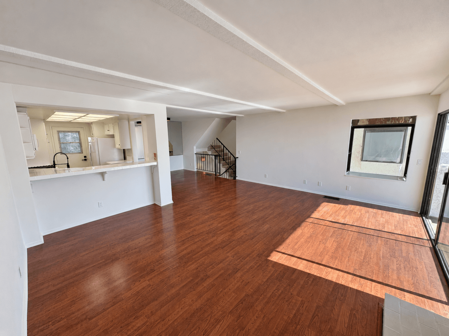 Ventura Townhome: 925 Vallecito Drive