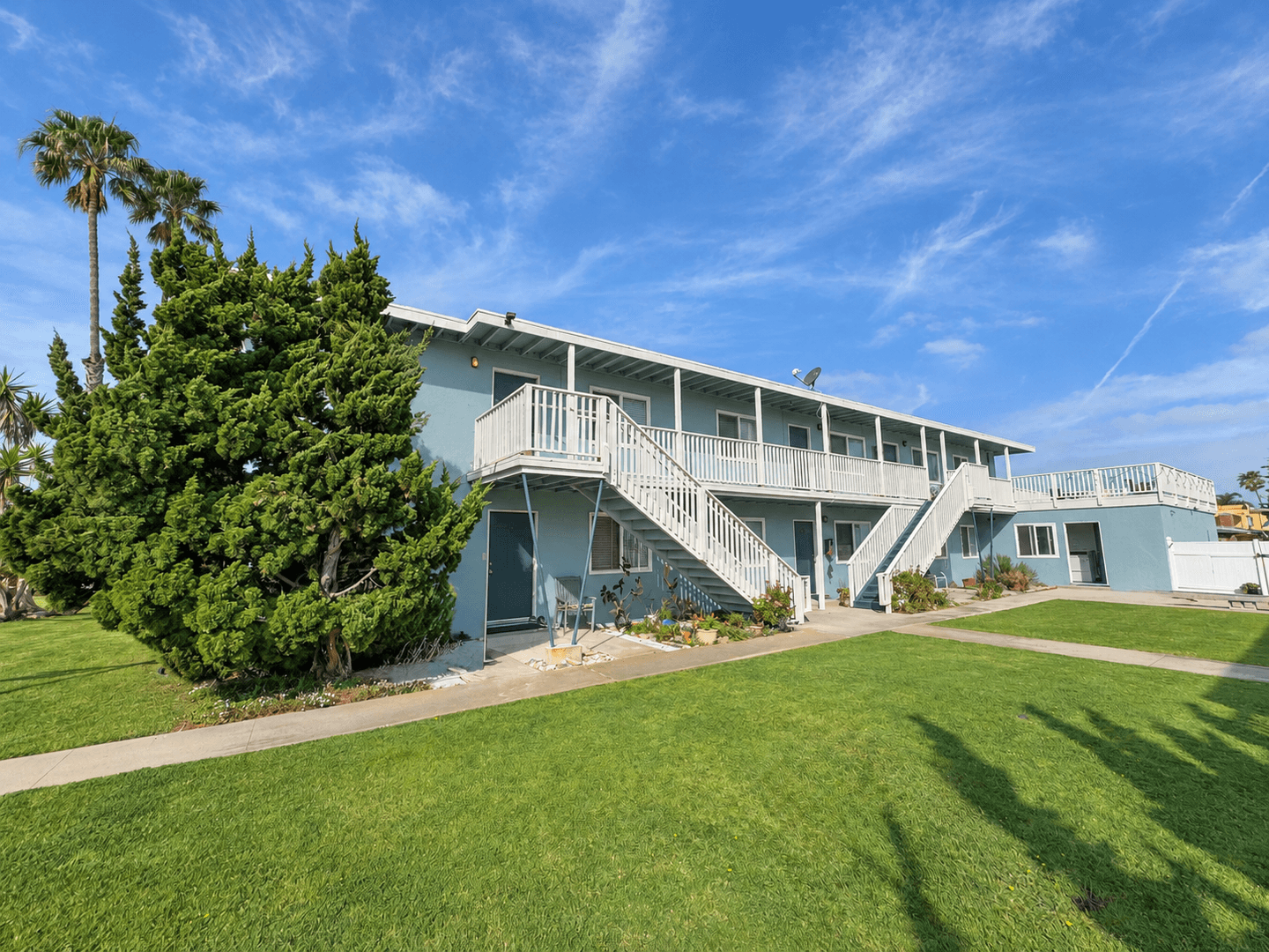 Oxnard Apartment: 4921 Nautilus Street #E