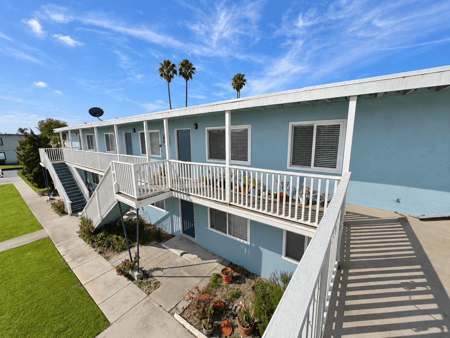 Oxnard Apartment: 4921 Nautilus Street #E