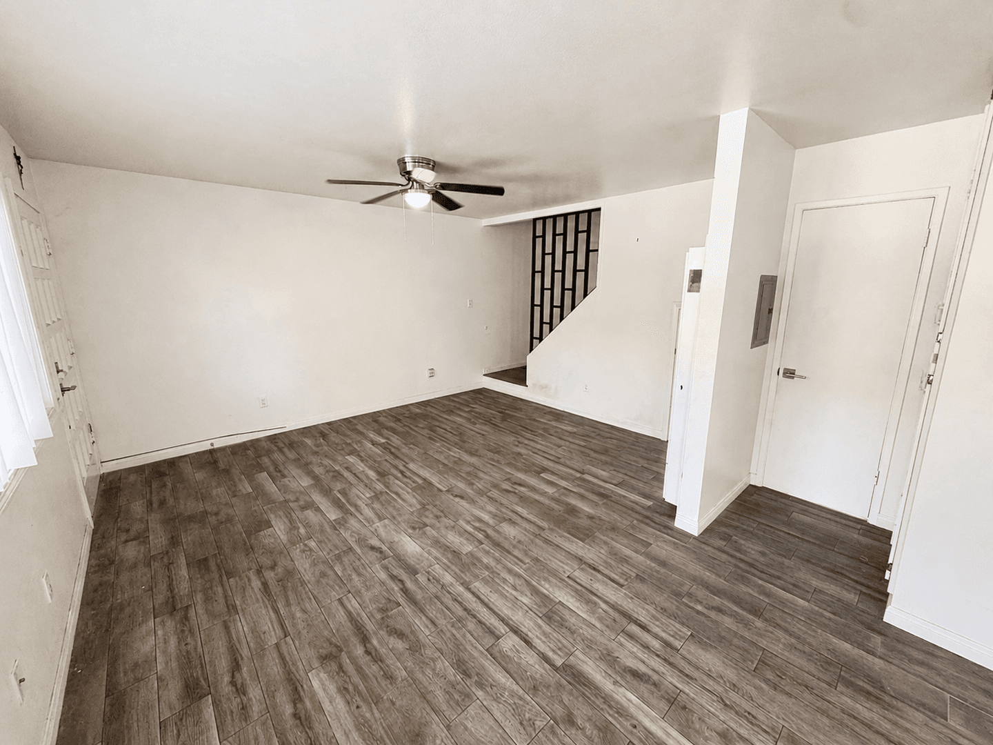 Santa Paula House: 211 E. Santa Paula Street #B