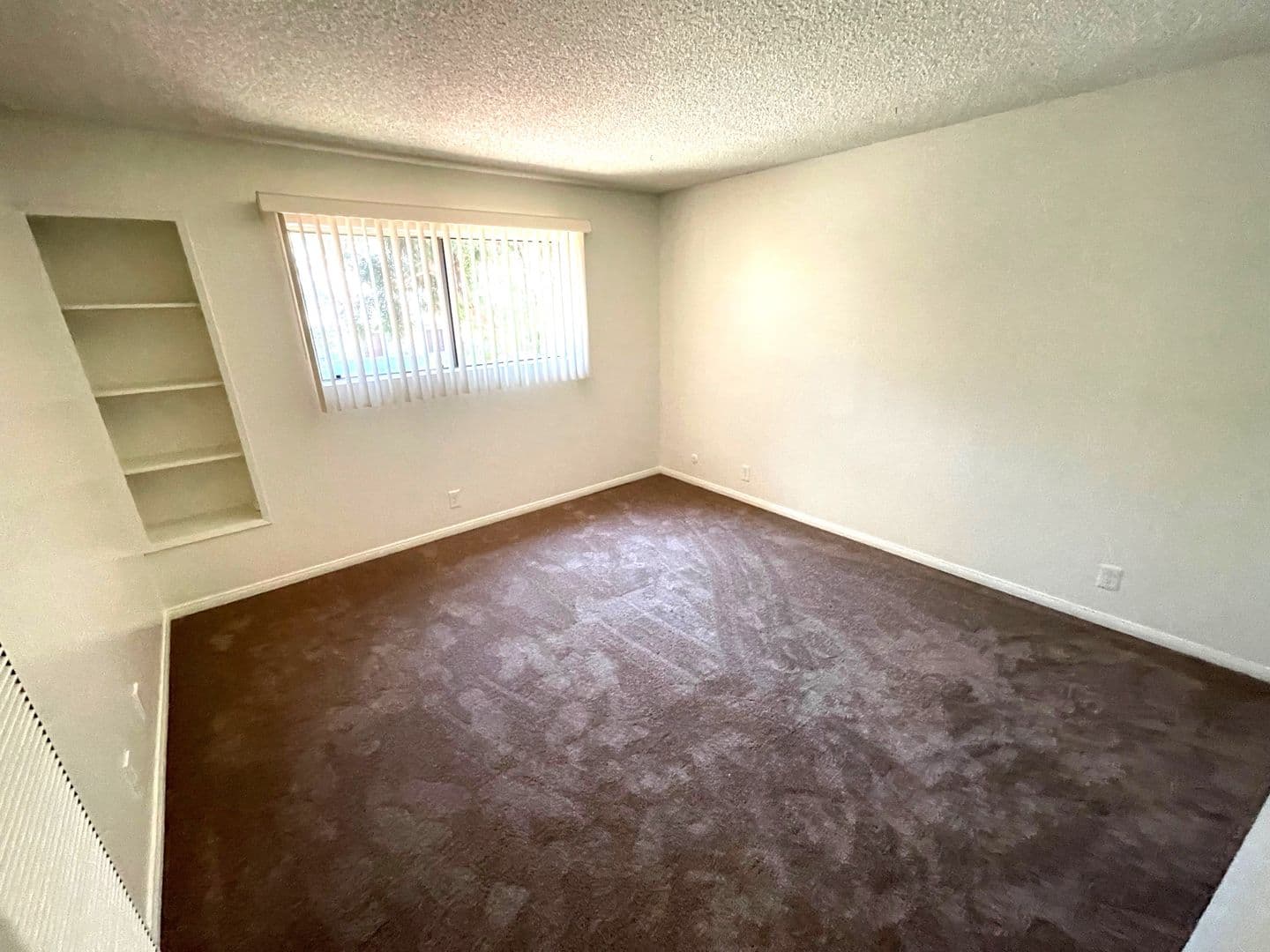 Ventura Apartment: 10855 & 10880 Del Norte