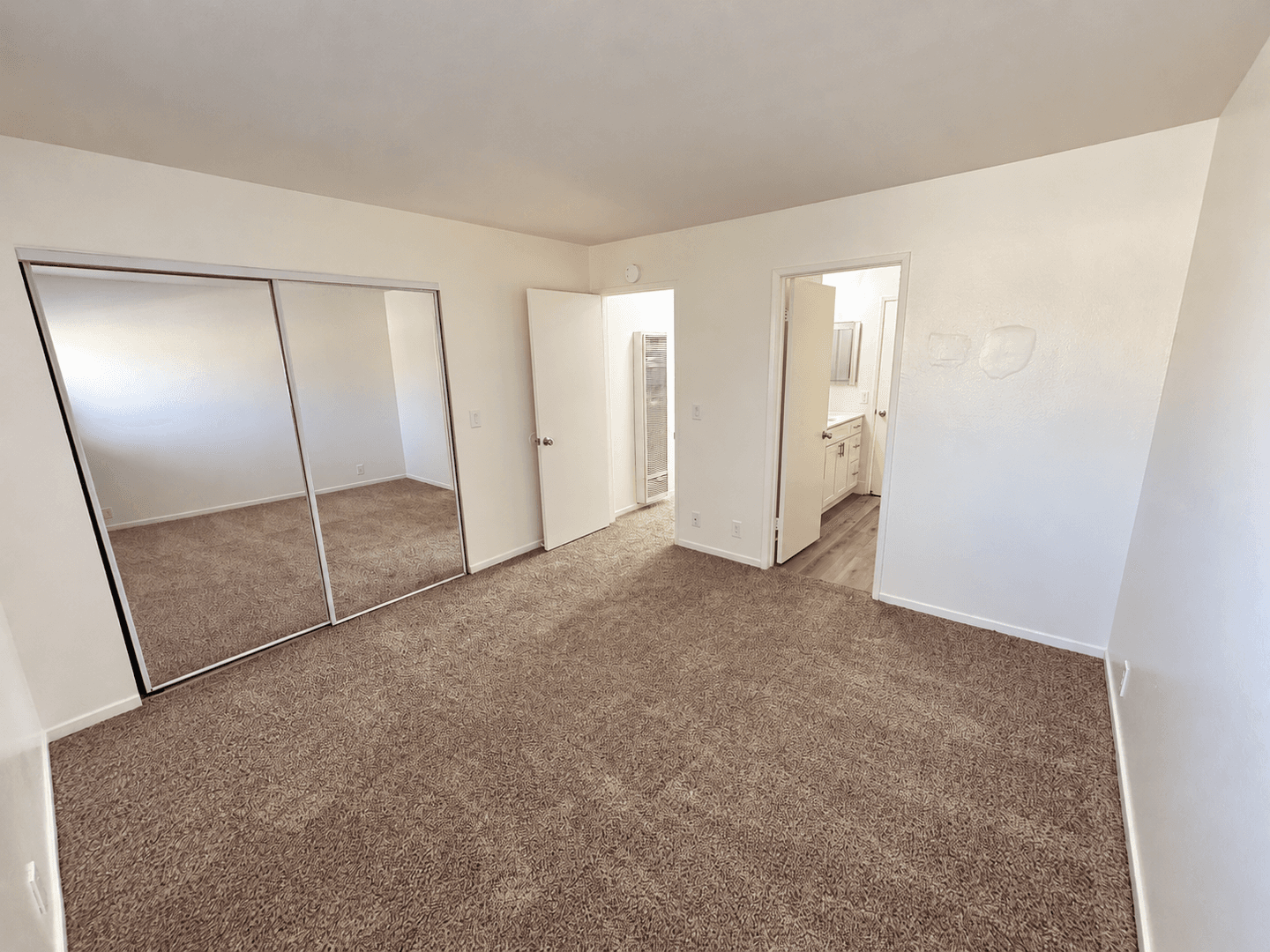 Ventura Apartment: 10855 & 10880 Del Norte